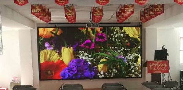 东莞市虎门综合水厂市场LED室内全彩屏P3表贴单元板（美奥马哈）